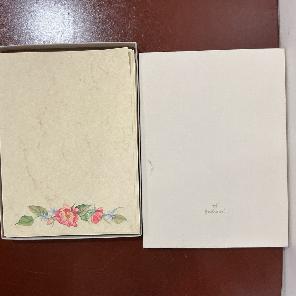 Vintage Hallmark Floral Stationary Sheets And Envelopes Used